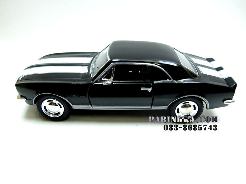 โมเดลรถเหล็ก รถ Chevrolet Camaro Z28 ปี 1967 สีดำ