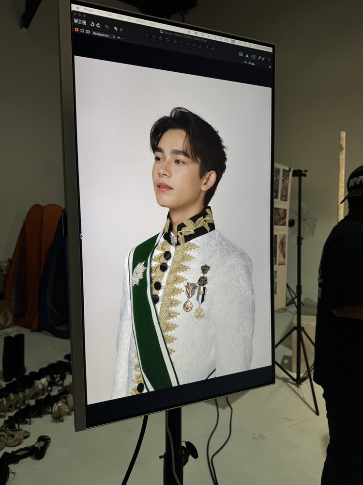 พร้อมเช่า เสื้อสูทเจ้าชาย สูทอังกฤษ ขุนนางอังกฤษ