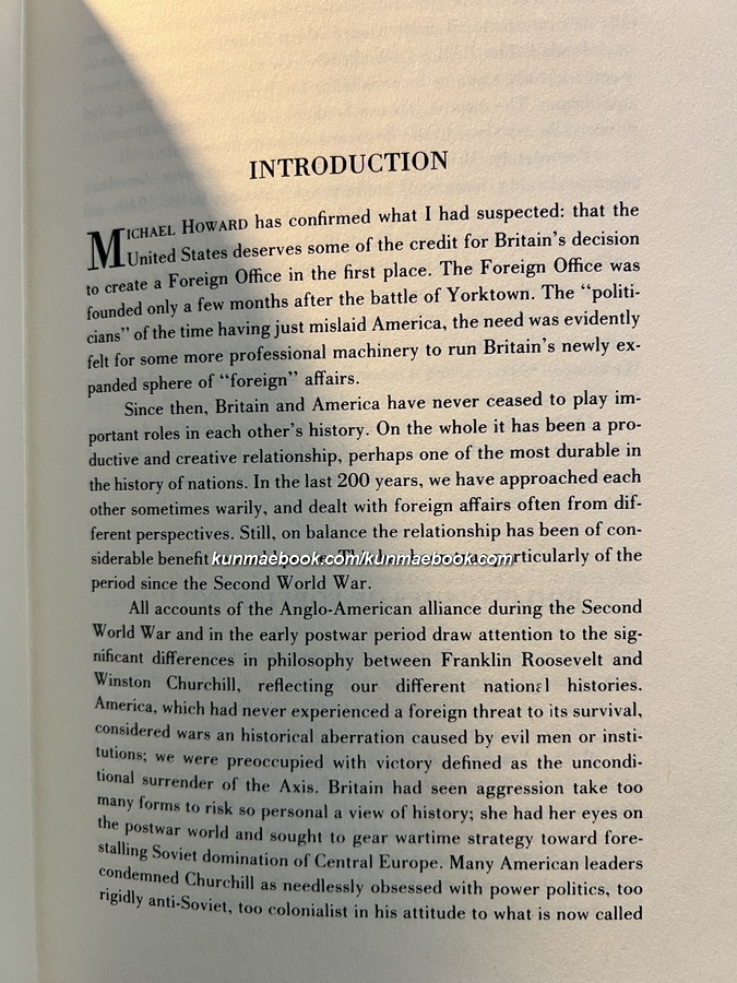 Observations: Selected Speeches and Essays 1982-1984 by Henry Kissinger