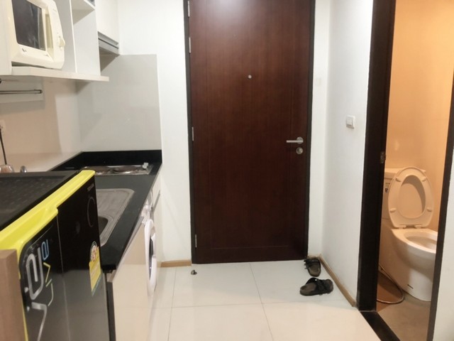 ให้เช่าคอนโด แอ็บสแตร็กส์ พหลโยธิน ชั้น 16 ห้อง 25 ตร.ม.เฟอร์ครบ มีเครื่องซักผ้า ใกล้ MRT พหลโยธิน