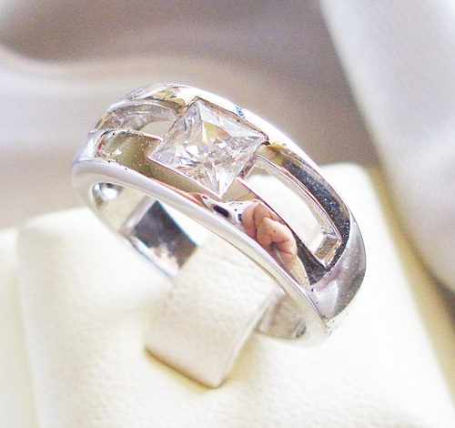 หวนแบบนี้ ที่ร้านหนุ่มๆ ซื้อเยอะมาก งานดูดีรหัส BR033-RD