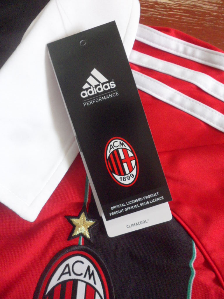 เสื้อฟุตบอล ทีมสโมสรเอซี มิลาน ชุดเหย้า 2012/13 ใหม่ S-Size / AC MILAN Football Shirt Home Kit 2012/13 Jersey NEW S-Size