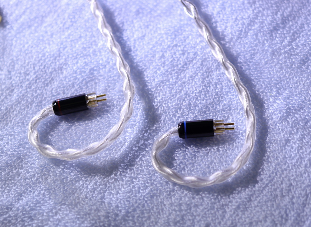 Tacables White Peony สายอัพเกรดหูฟัง Handmade ระดับเทพ