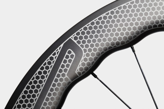 ชุดล้อเสือหมอบดิสเบรค Princeton WAKE 6560DB Carbonworks, ขอบสูง 65มม.