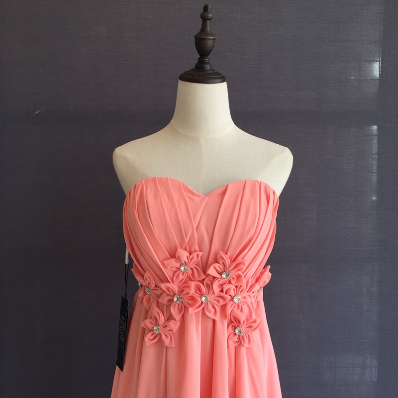 พร้อมส่ง ชุดราตรีสั้น เดรสสั้น แต่งดอกเพิ่มคริสตัล สีโอโรส