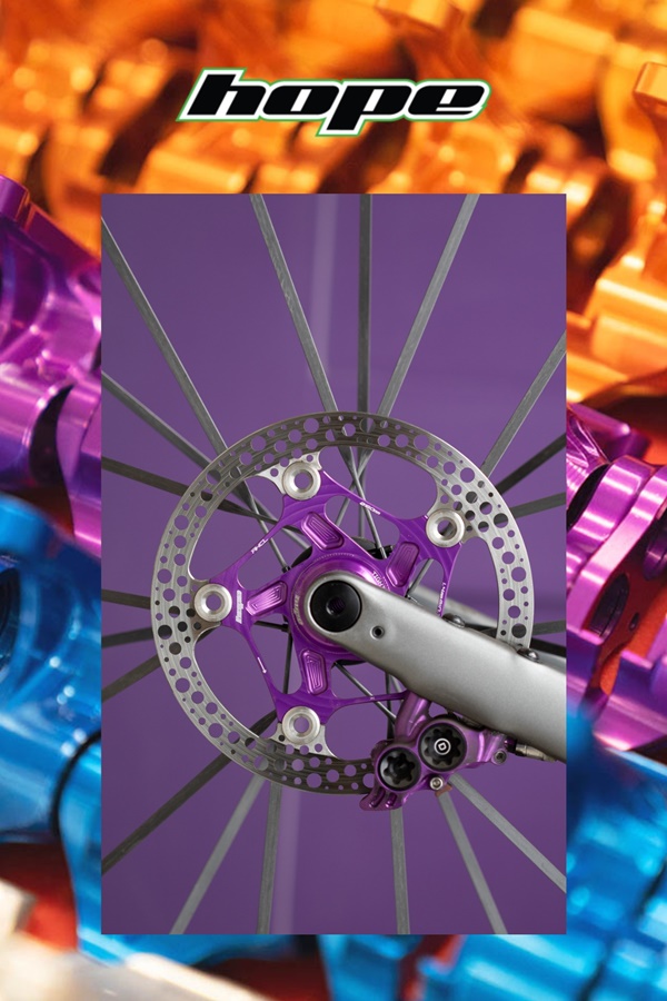 คาลิเปอร์ HOPE RX4+ ใช้ร่วมกับระบบเบรกของ Shimano และ Campagnolo กลึง CNC จากอะลูมิเนียม T6