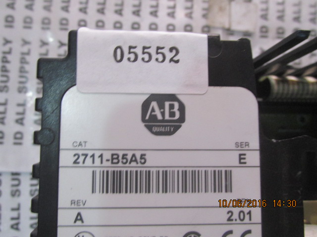 LCD TOUCH SCREEN “ ALLEN-BRADLEY ” รุ่น 2711-B5A5