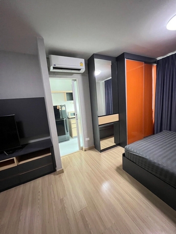 ให้เช่าซูม คอนโด 50 ชั้น 4 ห้อง 28 ตรม.เฟอร์ครบ ใกล้ ม.กรุงเทพฯ มีเครื่องซักผ้า พร้อมอยู่