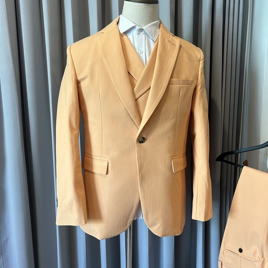 พร้อมเช่า ชุดสูทชาย สีส้มพาสเทล 1 กระดุม (พร้อมเสื้อกั๊ก) ผ้า Cotton twill 100% ทอลายในตัว