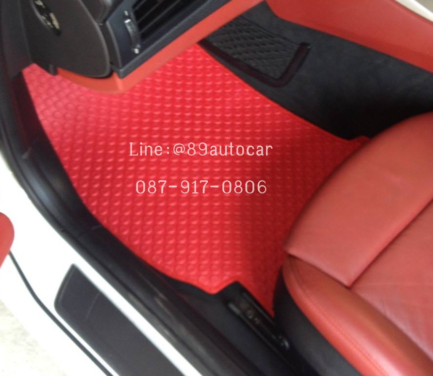 ผลิตและจำหน่ายพรมปูพื้นรถยนต์เข้ารูป BMW Z4 ลายกระดุมสีแดงขอบแดง 2 ชิ้น