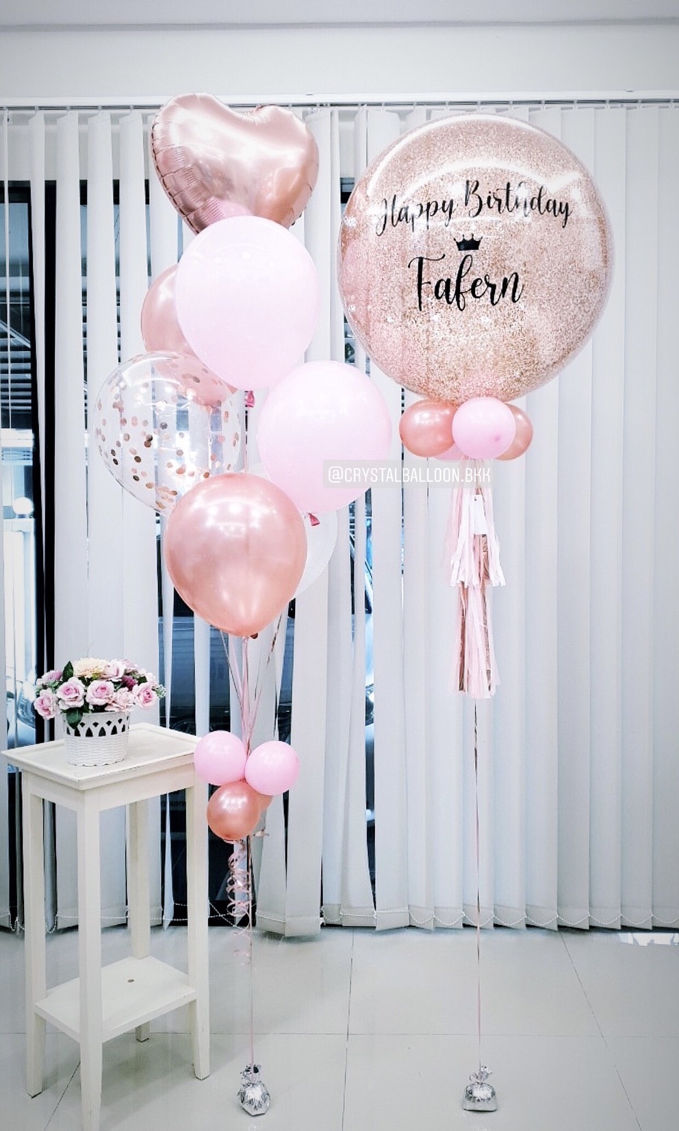 ลูกโป่ง วันเกิด Bubble ขนาด 24" สียอดนิยม พร้อม ช่อลูกโป่งฟอยล์หัวใจ ขนาด 18" ช่อ 7 ลูก 1 ช่อ พร้อมตกเเต่ง สามารถเปลี่ยนสีลูกโป่ง/เปลี่ยนข้อความ/เปลี่ยนขนาดได้