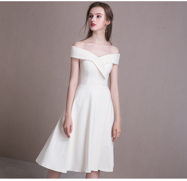 Pro-order เดรสขาว ถ่ายพรีเวดดิ้ง ปาดไหล่ (ซิปหลัง)