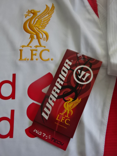 เสื้อฟุตบอล ทีมสโมสรลิเวอร์พูล ชุดเยือน 2013/14 ใหม่ S-Size / LIVERPOOL Football Shirt Away Kit 2013/14 Jersey NEW S-Size