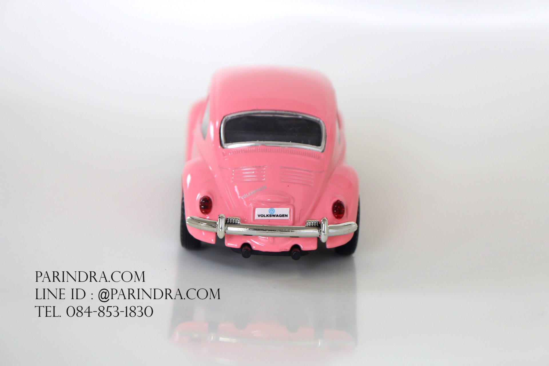 โมเดลรถเหล็กรถเต่า Volkswagen 1967 อัตราส่วน 1:32 สีชมพู