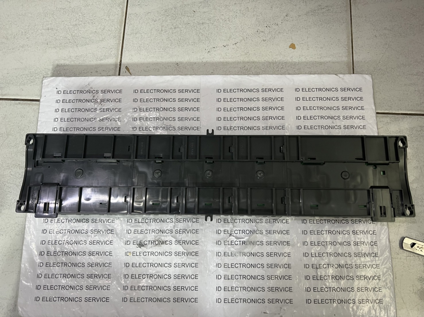 GM6-B12M BASE UNIT " LS "