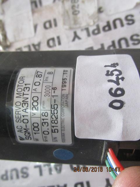 SGM-01A3NT31 SERVO MOTOR " YASKAWA "