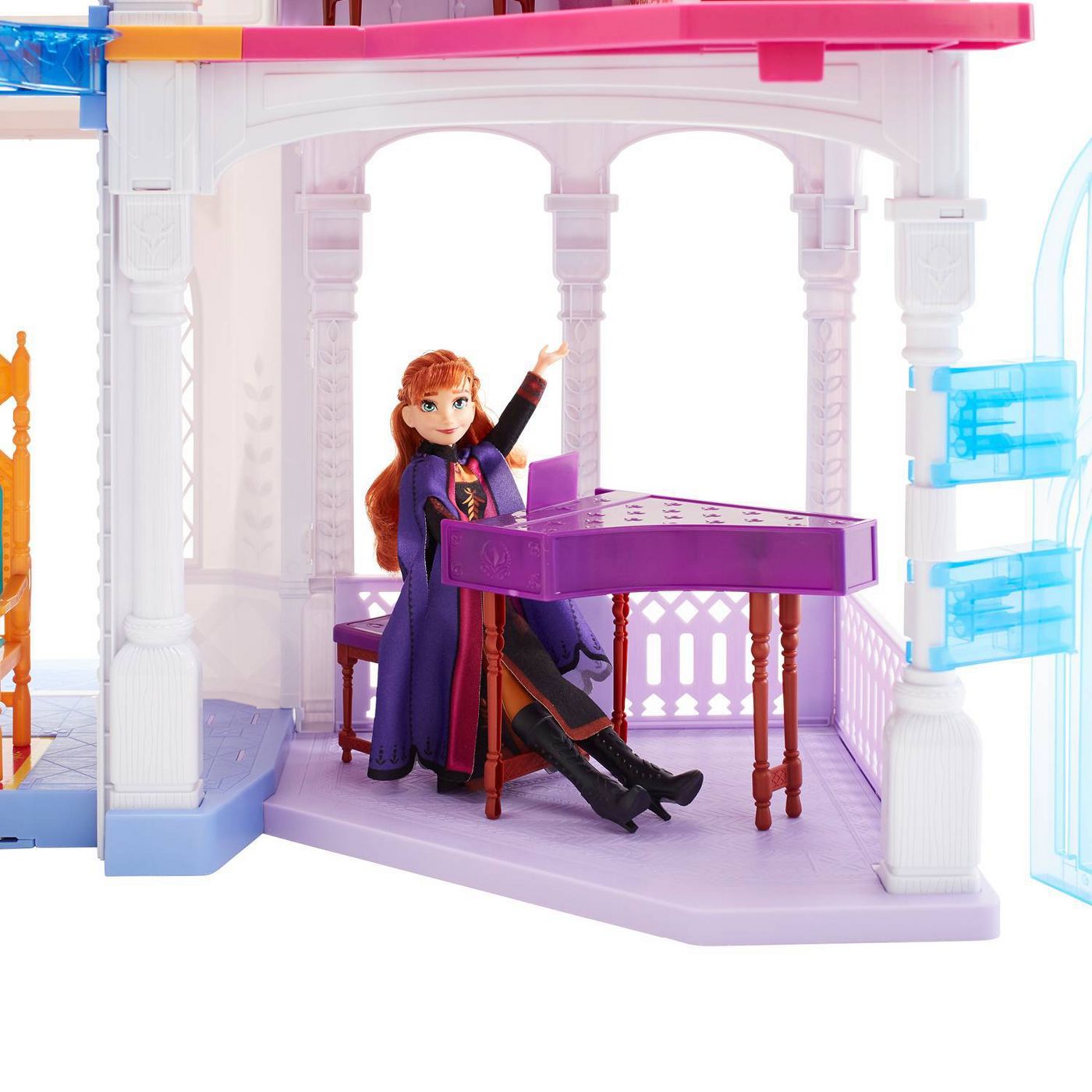ปราสาทตุ๊กตา อเรนเดล มีไฟและระเบียงเคลื่อนที่ได้ จาก โฟรเซ่น 2 Disney Frozen 2 Ultimate Arendelle Castle Playset with Lights and Moving Balcony