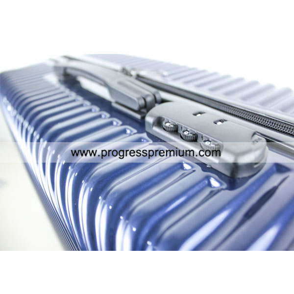 กระเป๋าเดินทาง