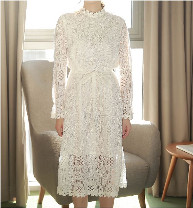 Pre-order เดรสขาว พรีเวดดิ้ง แขนยาว ลูกไม้ สีขาว