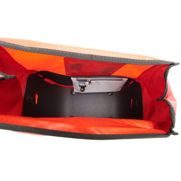 กระเป๋าใส่จักรยาน ORTLIEB TRUNK-BAG RC RACK-LOCK 12L สีดำและสีแดง