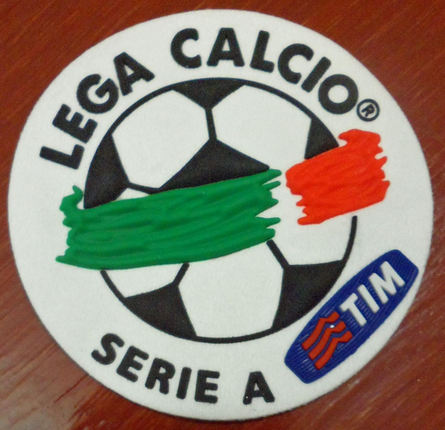 อาร์มสัญลักษณ์ฟุตบอล การแข่งขันฟุตบอลกัลโช่ เซเรียเอ - CALCIO SERIE A 2008/10 PLAYER SIZE ใหม่ / CALCIO SERIE A National Football League PLAYER SIZE Football Patch/Badge - CALCIO SERIE A 2008/10 NEW