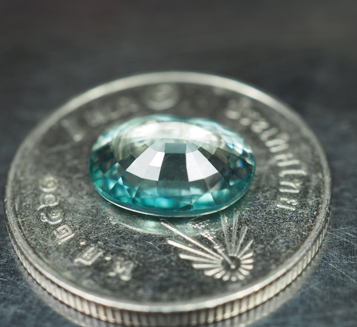 เพทายสีฟ้าเขียวทะเลสวยมาก (Zircon) 2.85 กะรัต (0345)