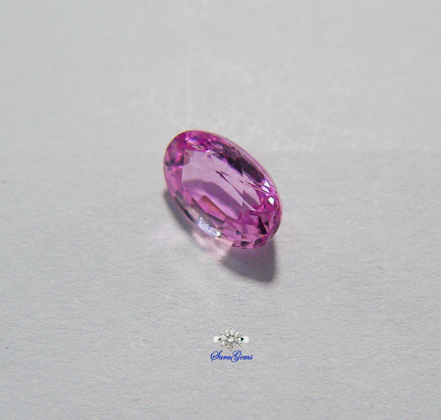 พิ้งค์แซฟไฟร์ !ดิบ Pink Sapphire 粉紅色藍寶石 Weight 0.709 ct. Clarity IF - VVS .