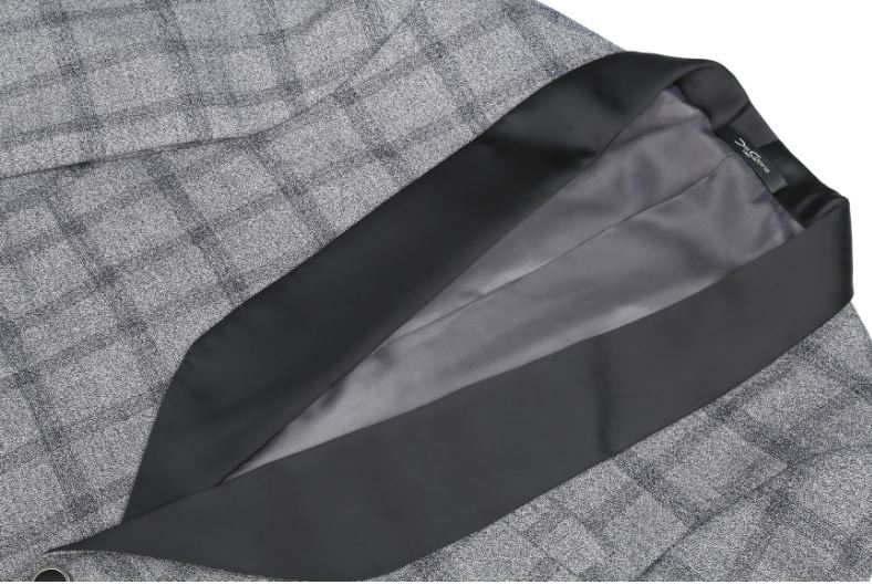 Pre-order ชุดสูทชาย ลายสก็อตสีเทาปกดำ รุ่นยอดฮิต