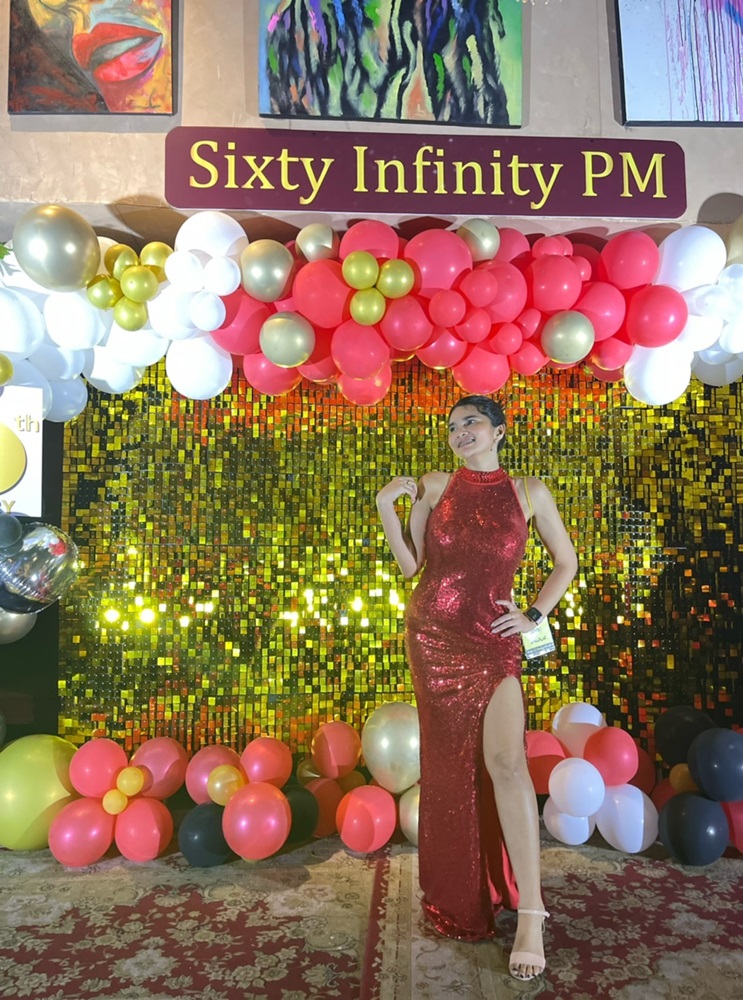 พร้อมเช่า ชุดราตรียาว เดรสยาวทรงหางปลา เซ็กซี่มาก สีแดง