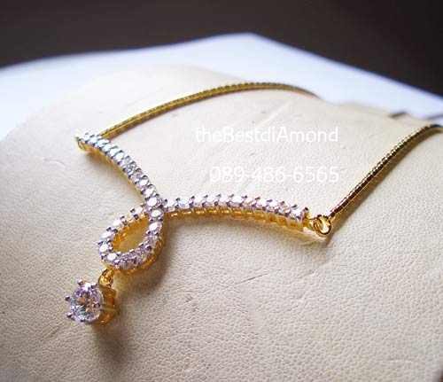 BN014+++สร้อยแบบModern น่ารักมาก ทันสมัย สุดๆ หรูหรา พอสมควร ใส่ออกงานได้สบายๆ ใส่ได้กับชุดเกือบทุกแบบ เส้นนี้สาวๆ ควรมีไว้นะคะ แบบดูดี อยู่ได้นาน