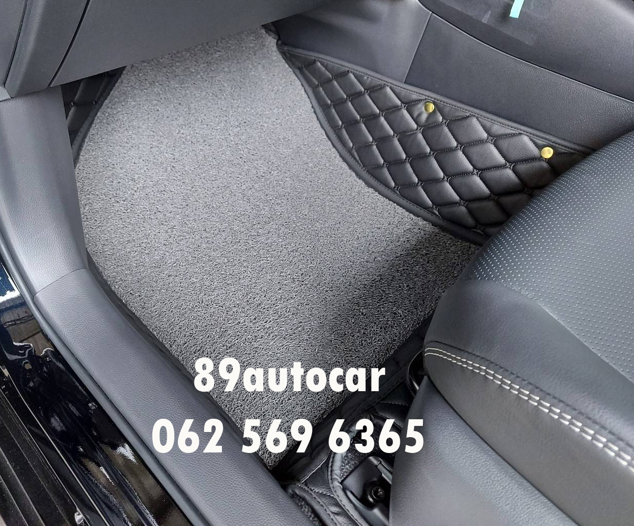 พรมปูพื้นในรถยนต์ All New Toyota Altis 2020-2021 สีดำล้วน + ไวนิลสีเทา เต็มคัน