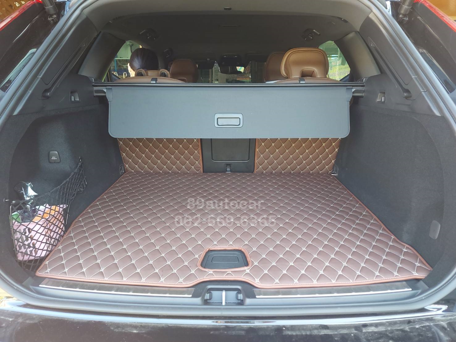 พรมรถยนต์ Volvo XC60 2021 ปูพรมเจ็ดดี สีกาแฟ + พรมดักฝุ่นสีเทา เข้ารูป