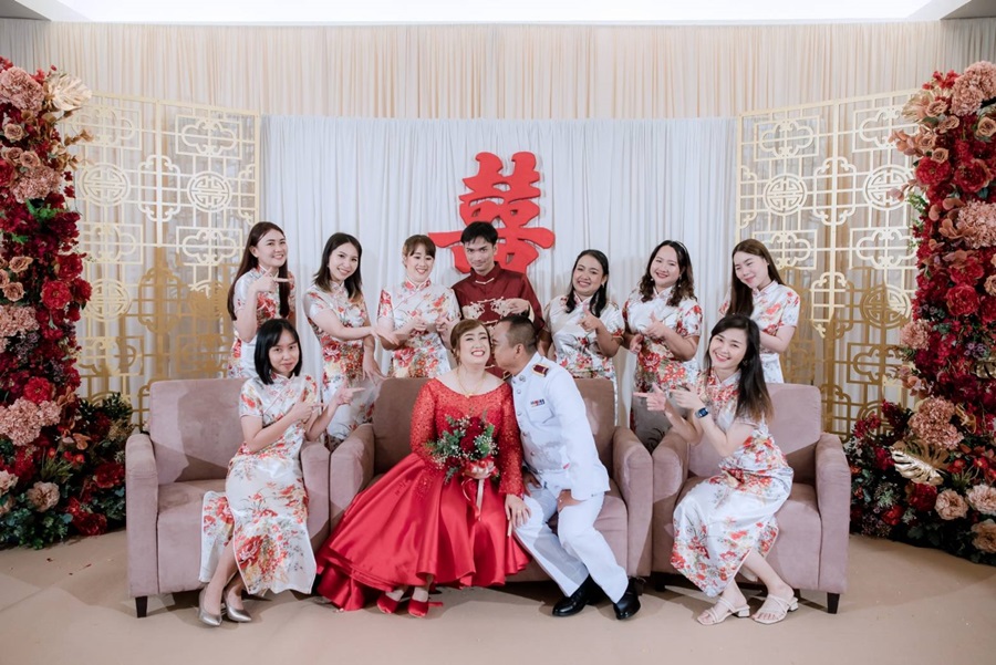 พร้อมส่ง (สินค้าตัวโชว์) เสื้อจีน ชาย เสื้อคอจีน ผ้าไหมจีน สีแดง ปักลายมังกร