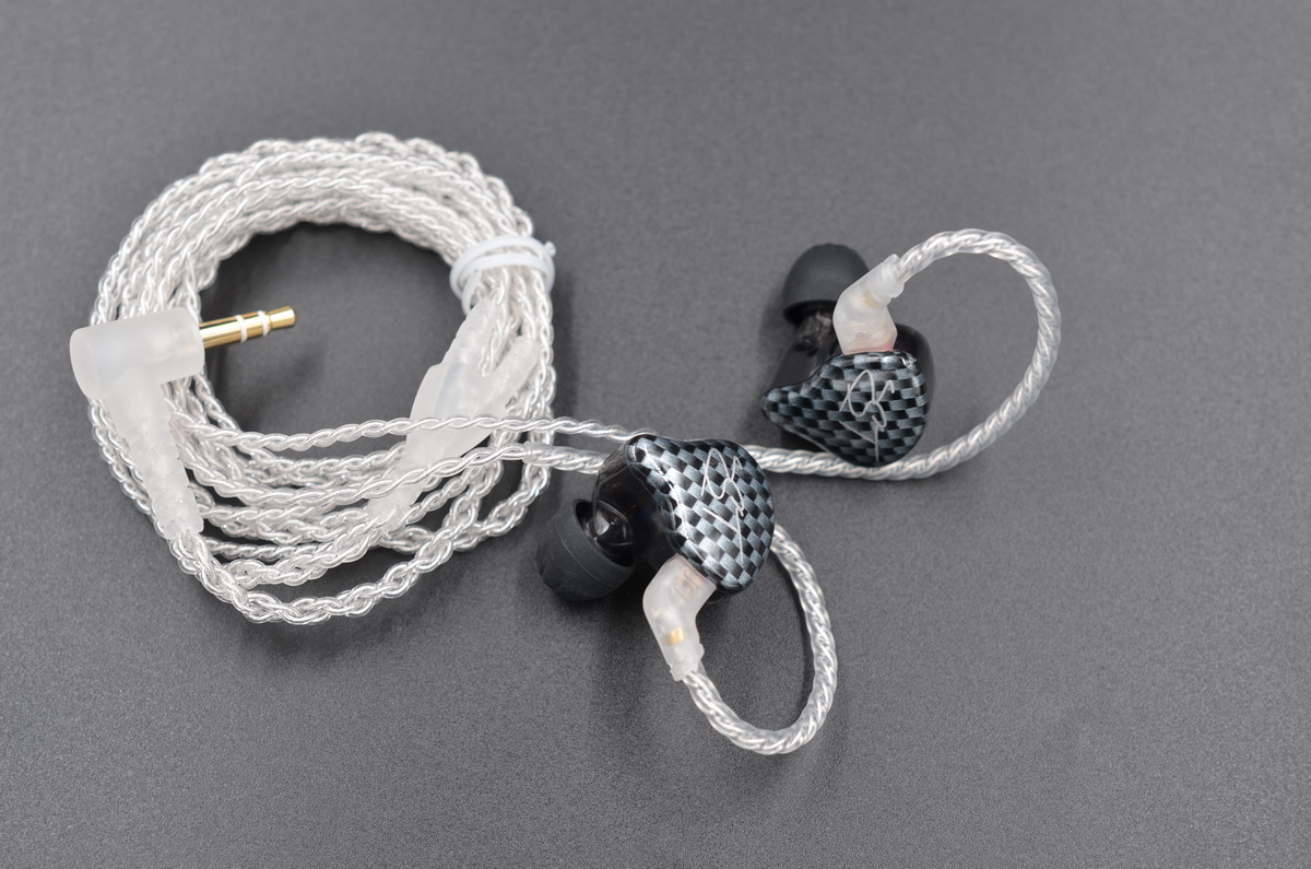 ขาย KZ ZST Pure White Edition หูฟัง hybrid 2ไดร์เวอร์ (1DD+1BA) ถอดสายได้ รุ่นพิเศษ