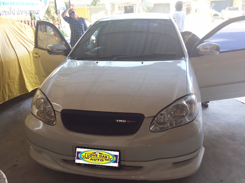 ผ้ายางปูพื้นรถยนต์ Toyota Altis หน้าหมู จิ๊กซอร์สีชมพูขอบชมพู