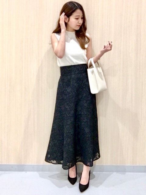 Gu light vertical shoulder bag กระเป๋าสุดฮิตสีธรรมชาติ