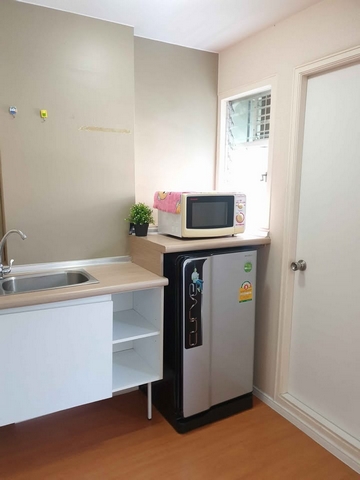 ให้เช่าคอนโด ลุมพินี ทาวน์ชิป รังสิต-คลอง1 ตึกA1 ห้อง 21.5 ตร.ม.เฟอร์ครบ พร้อมอยู่ได้เลย