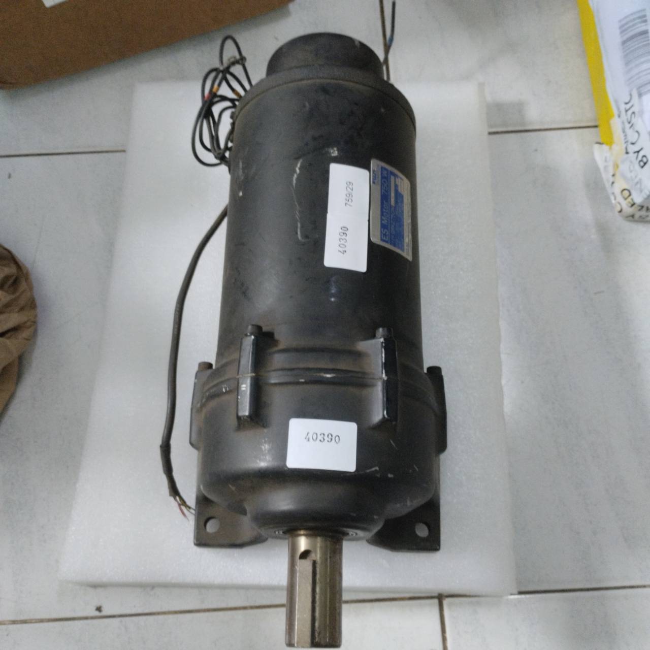 GRK2750M-G10 SERVO MOTOR " FUJI "