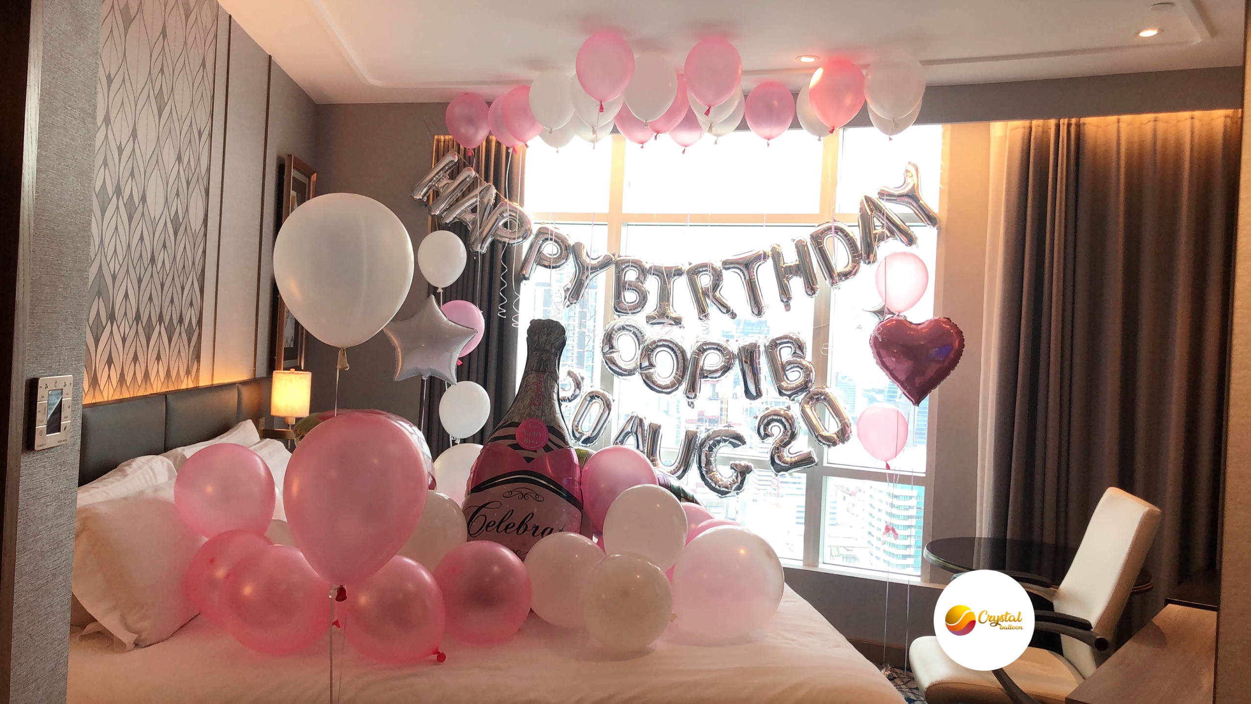 ลูกโป่ง วันเกิด HAPPY BIRTHDAY 13 ตัว ตัวอักษรสีเงิน Theme ลูกโป่งสีชมพู ชุดใหญ่ พร้อม ลูกโป่งลอยฝ้า,ลูกโป่งโปรยพื้น,ฟอยล์ขวดไวน์/ดาว/หัวใจ พร้อมตกเเต่ง สามารถเปลี่ยนสีลูกโป่ง/เปลี่ยนสี-ฟอยล์ตัวอักษรตกเเต่งได้