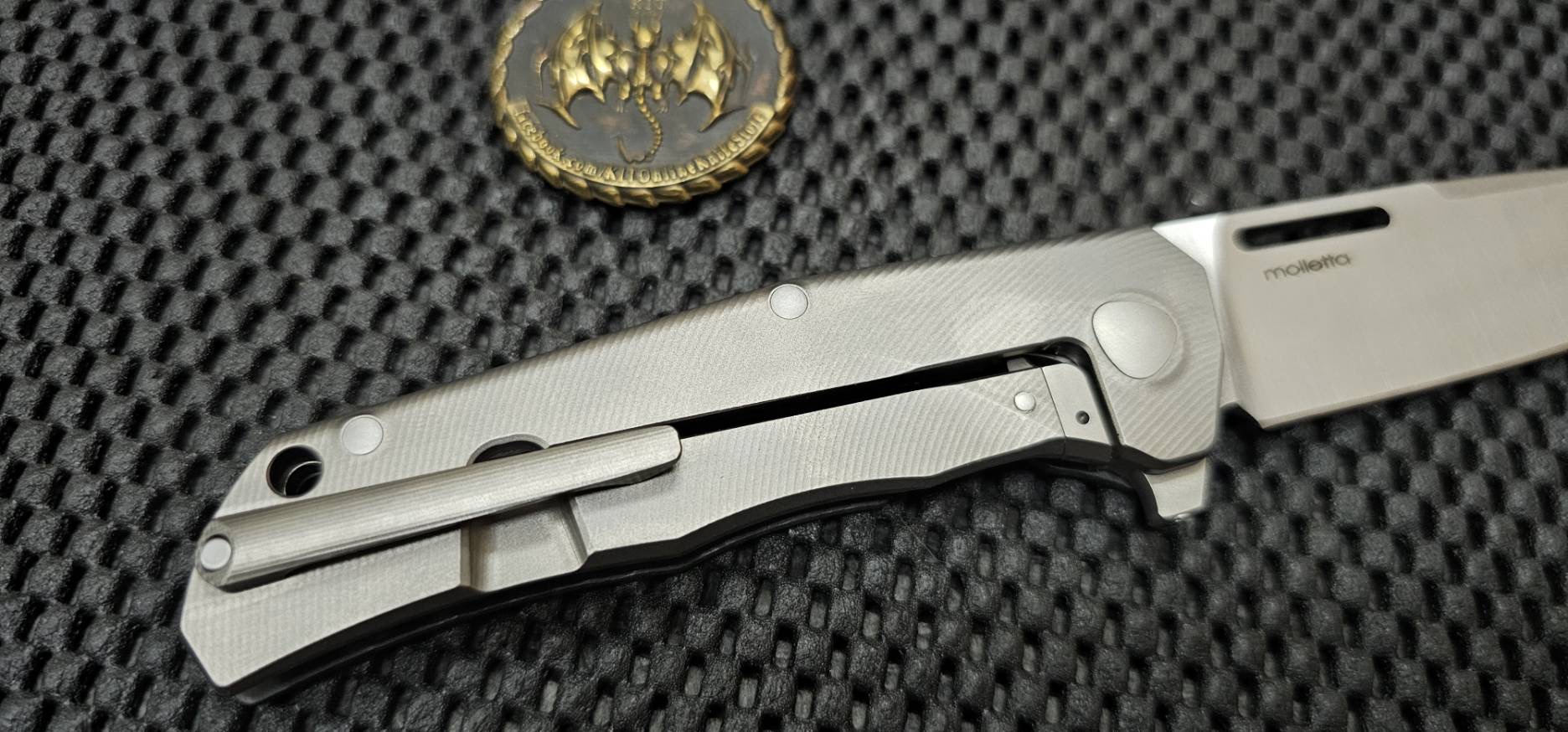 LionSTEEL Q4TTRO Framelock CF