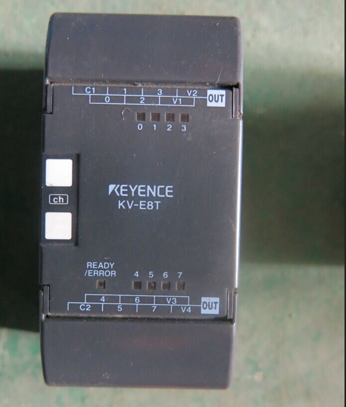 PLC " KEYENCE " รุ่น KV-E8T