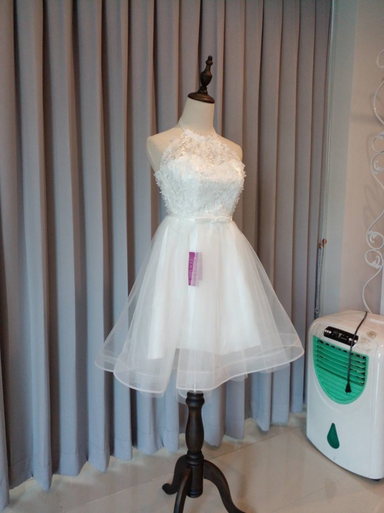 พร้อมเช่า เดรสขาว พรีเวดดิ้ง สวยหวาน กระโปรงตาข่าย ตัวชุดลูกไม้&แต่งโบว์ช่วงเอว (ซิปหลัง)