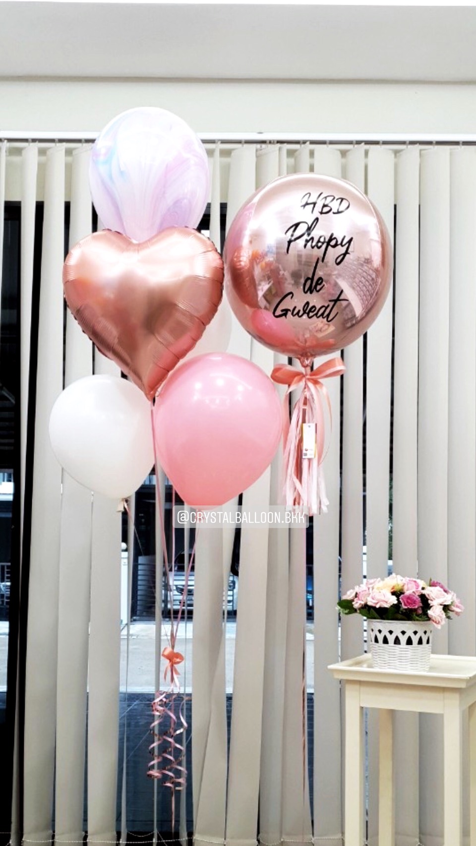 ลูกโป่ง วันเกิด ฟอยล์กลม USA ขนาด 18" พร้อม ช่อลูกโป่งฟอยล์หัวใจ ขนาด 18" ช่อ 5 ลูก 1 ช่อ,ลูกโป่งลายหิน USA 1 ลูก พร้อมตกเเต่ง สามารถเปลี่ยนสีลูกโป่ง/เปลี่ยนข้อความ/เปลี่ยนสี-ฟอยล์ตกแต่งได้