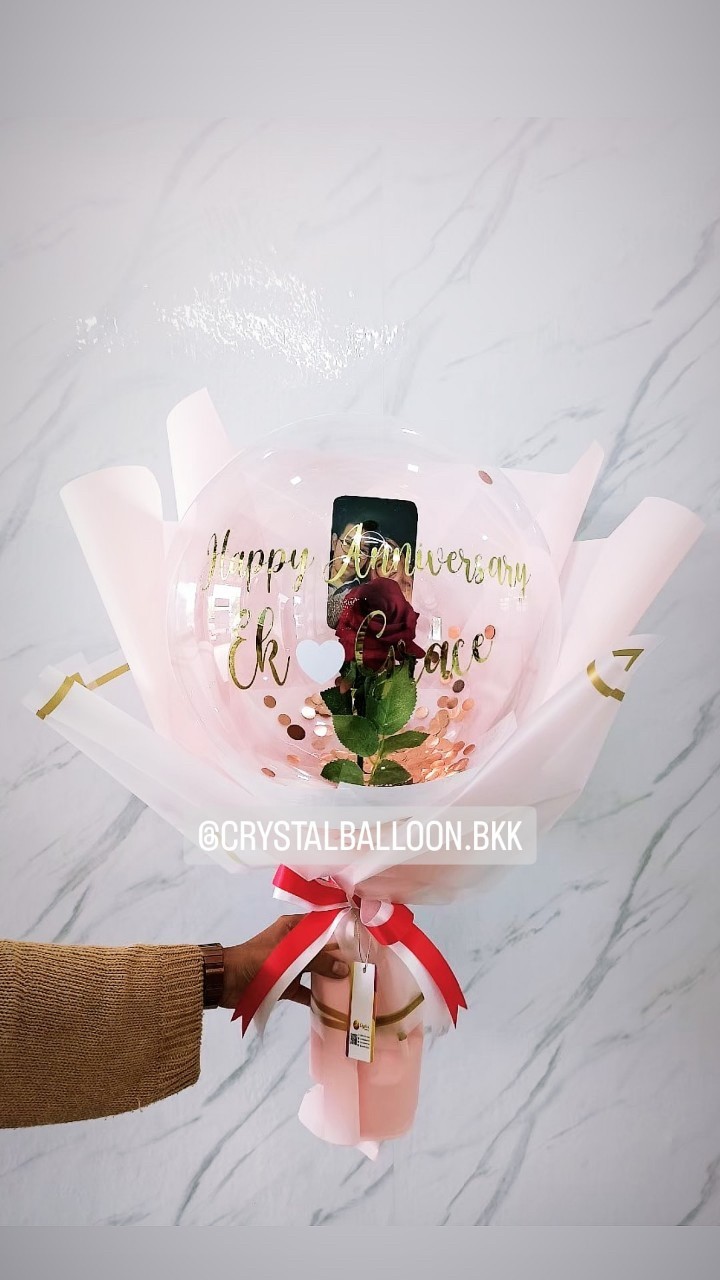 Flower Balloon วันครบรอบ ดอกกุหลาบประดิษฐ์ Bubble ขนาด 18" พร้อมตกแต่ง สามารถใส่เงินได้ 30 ใบ,สามารถติดรูป 1 ใบ สามารถเปลี่ยนข้อความ/เปลี่ยนสีได้