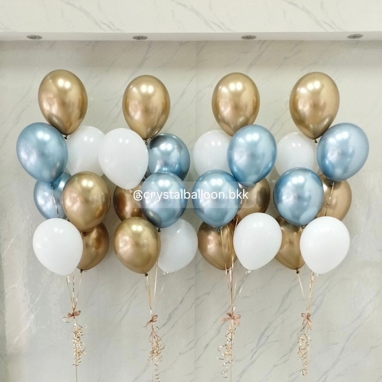 ลูกโป่ง แบบช่อ ช่อลูกโป่ง ช่อ 7 ลูก 4 ช่อ สีทองโครเมียม/ฟ้าโครเมี่ยม/ขาวมุก พร้อมตกแต่ง สามารถเปลี่ยนสีลูกโป่งได้