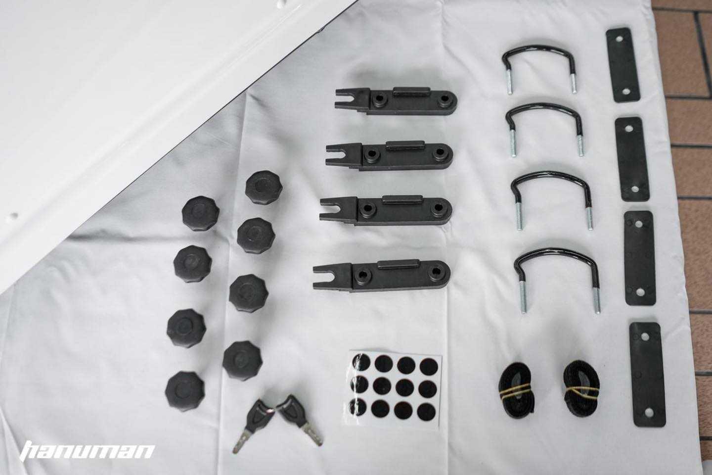 Hanuman Roof Box กล่องอเนกประสงค์วางบนหลังคา (ไม่รวมคานคู่พร้อมขาจับยึด)