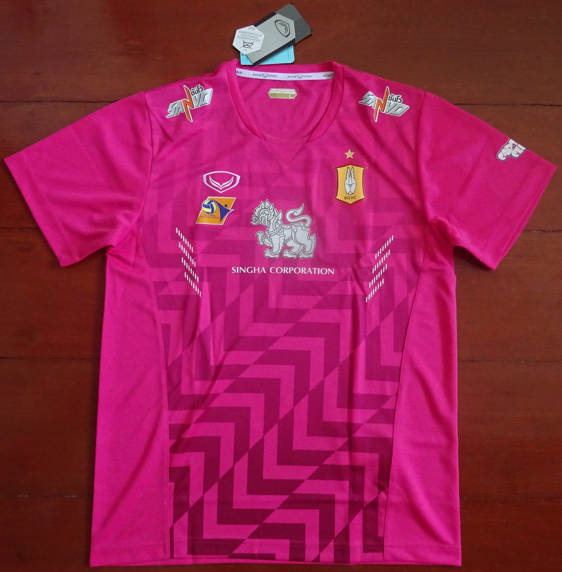 เสื้อวอลเลย์บอล ทีมสโมสรบางกอกกล๊าส วีซี ชุดที่ 1 ชุดลุยศึกไทยแลนด์ ลีก 2015/16 (เสื้อผู้ชาย) ใหม่ L-Size / BANGKOK GLASS VC Volleyball Shirt First Kit Thailand League 2015/16 (Male) Jersey NEW L-Size
