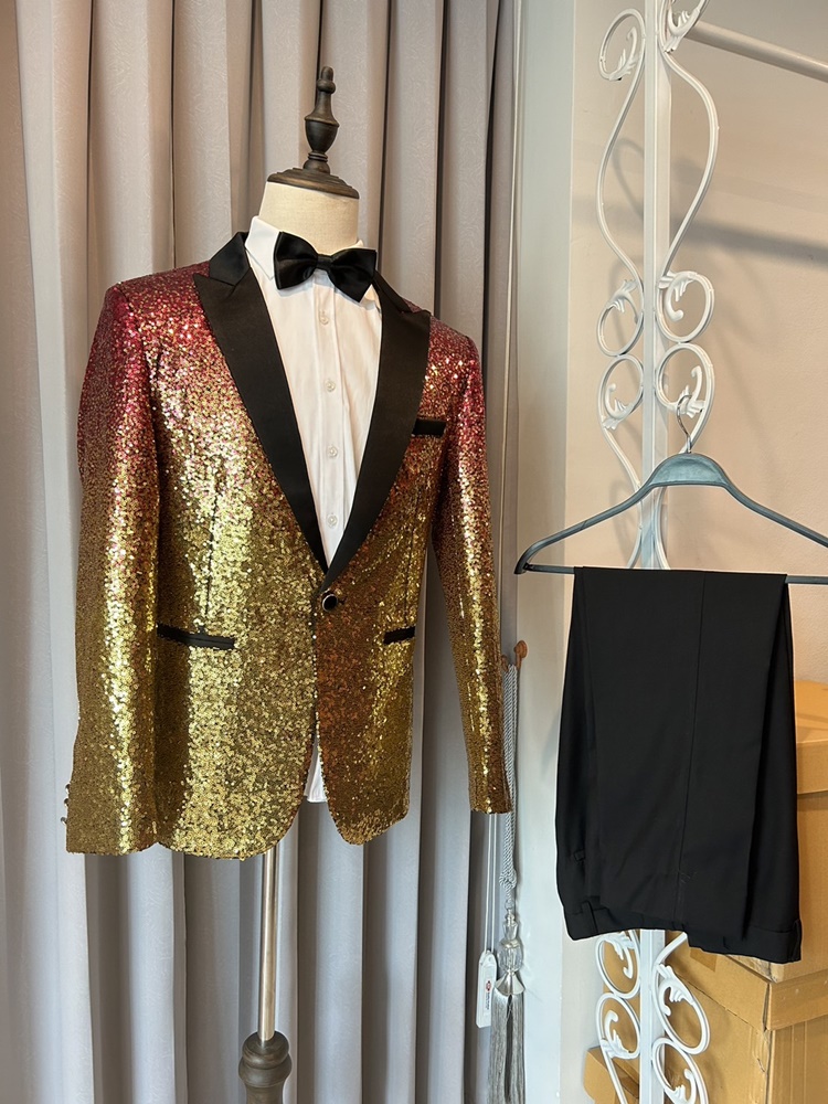 พร้อมเช่า เสื้อสูทชาย สูทแฟชั่น สูทกลิตเตอร์ ไล่สี สีชมพูทอง