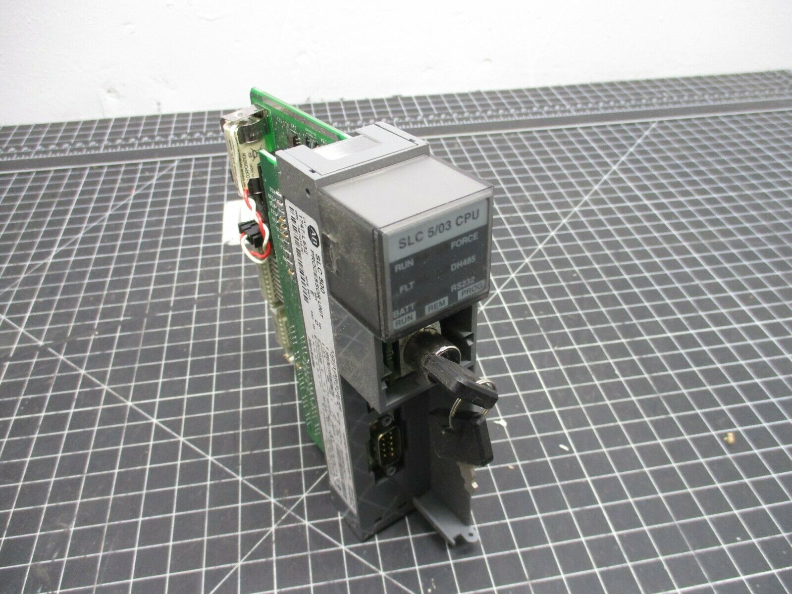 PLC " ALLEN-BRADLEY " รุ่น 1747-L532