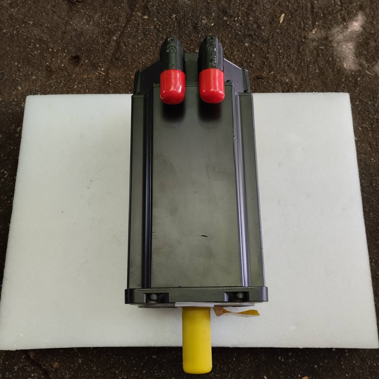 MPL-B540K-MK74AA SERVO MOTOR " ALLEN-BRADLEY "